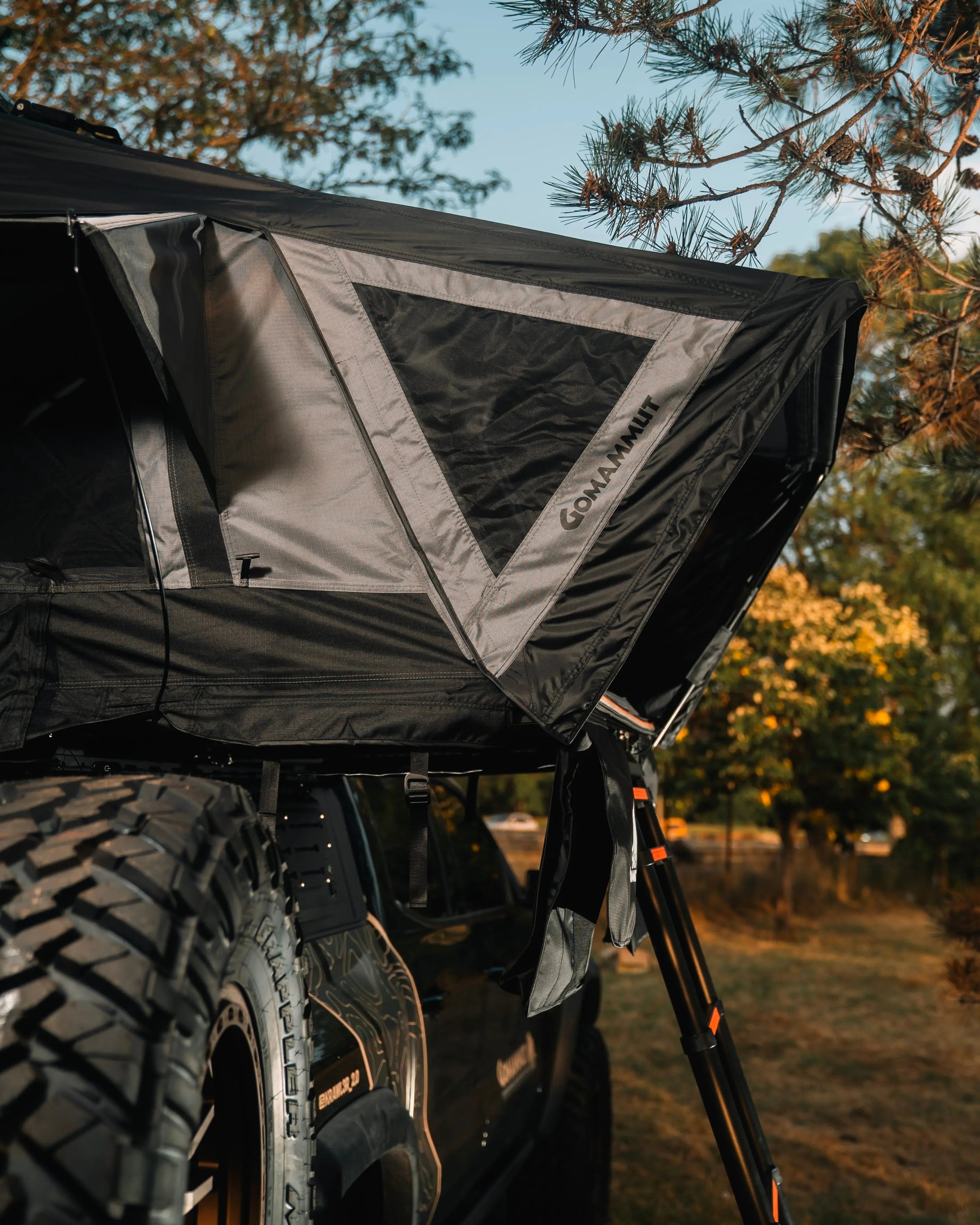 Bison 2.0 - The Ultimate Roof Top Tent gomammut.com