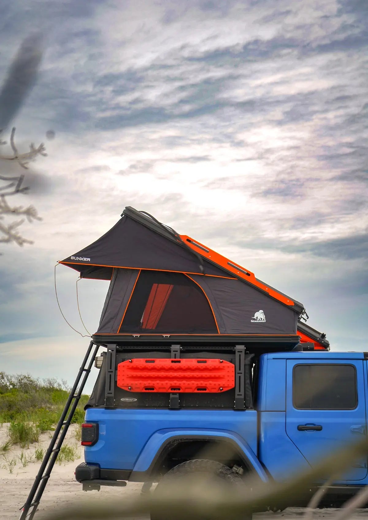 Four-season rooftop tent
